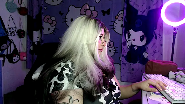 lussyevans24 现场XXX聊天