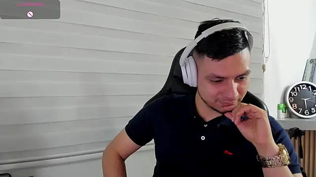 Chatroom XXX en direct de Rick_Adams