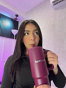 jenn_fit's Webcam Show