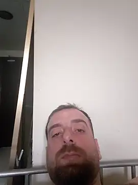 Ammarcuming's Live XXX Chat