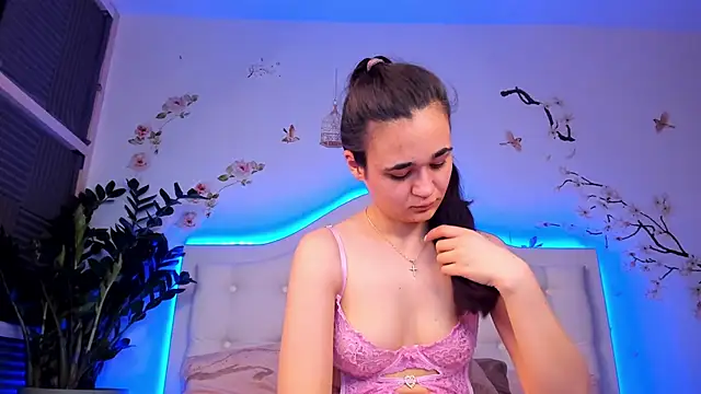 TinyBlair – Live XXX-chat