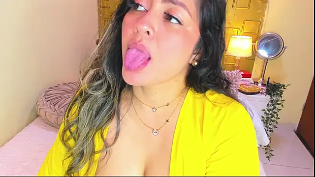 Chat XXX ao vivo de Julia_Haye