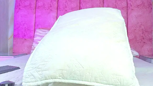 Онлайн чат XXX emmacurvy