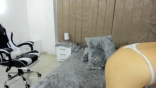 isabella_barbie: онлайн-секс-чат