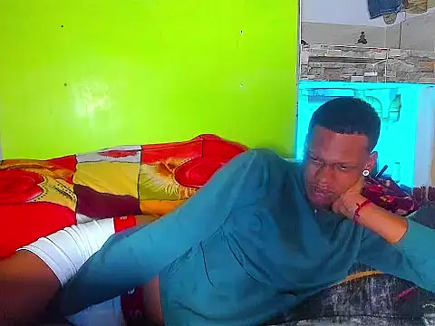 Chat XXX en directo de aunstin_farid1