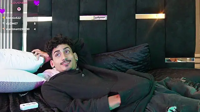 Dark_Eros_ live XXX chat