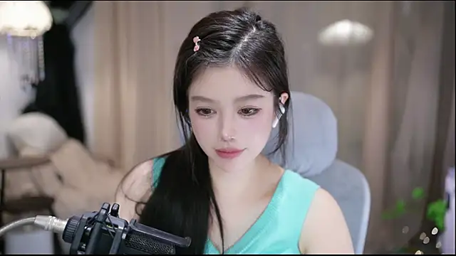 CecilyのライブXXXチャット