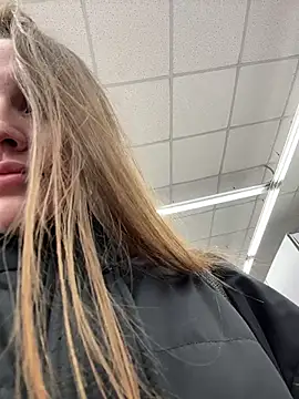 KishaMur Chat XXX in diretta