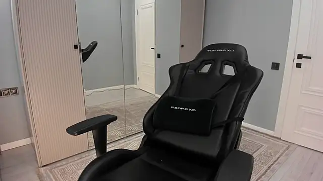 Živý XXX chat lovelymikky