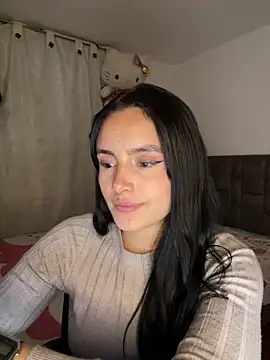 salome_polaniiee Adlı Modelin Canlı XXX Sohbeti