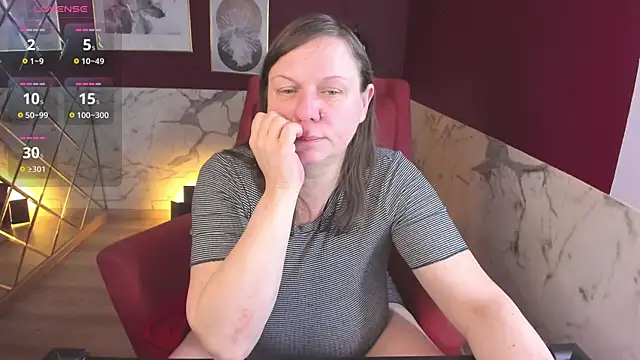 Онлайн чат XXX KellyPerfection