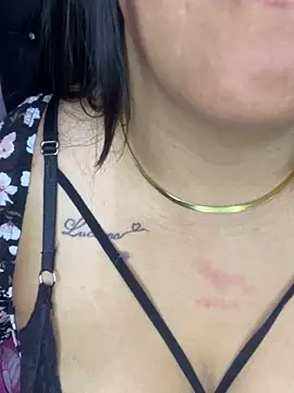 Iam_Ambar – Naživo XXX chat