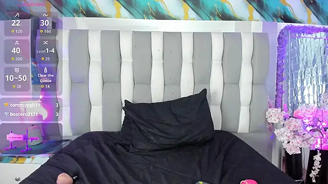 Chat +18 de IsaDiiaz ao vivo