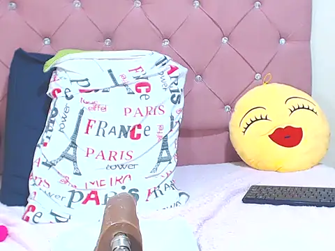 Živý XXX chat emassquirt29