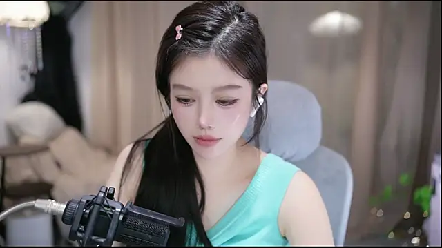 Cecily Chat XXX live