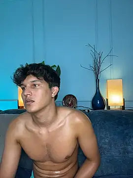 Leo_Savage_ 라이브 XXX 채팅