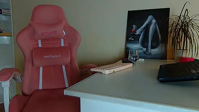 Chat +18 de Jules_Queen ao vivo