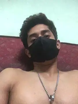 karan72819 网络视讯表演