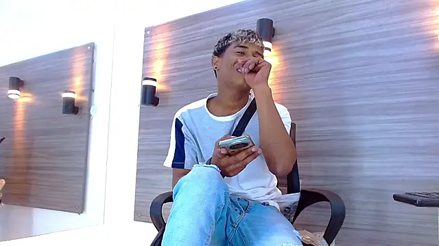 TonnyMarck – Naživo XXX chat