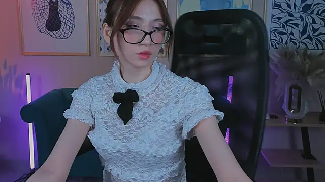 Chat +18 de Karen__davis ao vivo