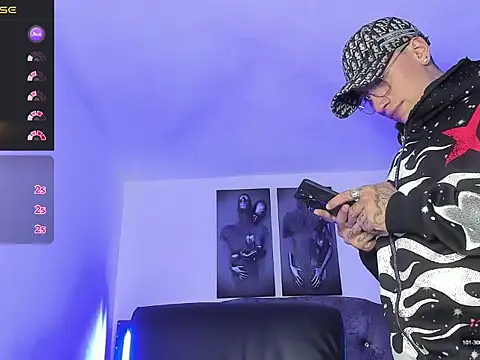 Emmanuel_Lust – Naživo XXX chat