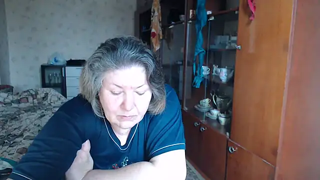 Chat +18 de HotLusi ao vivo