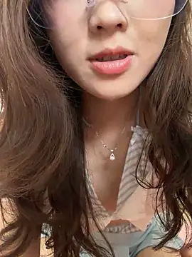 meimei_x's Webcam Show