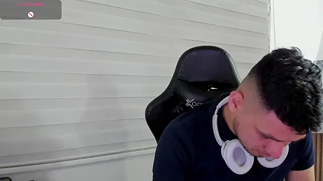 Rick_Adams: онлайн-секс-чат