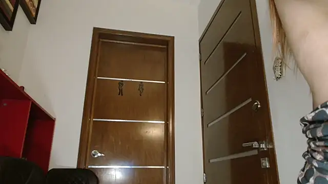 Chat +18 de 3littles ao vivo