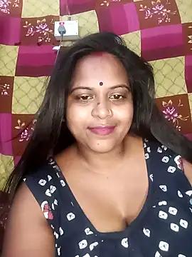 Night-Queen5 Adlı Modelin Canlı XXX Sohbeti