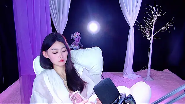 Tili-668 – Live XXX-chat