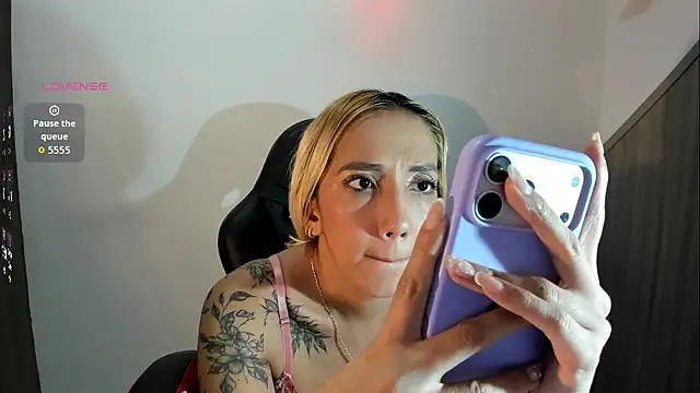 Amanda_klaire Chat XXX in diretta