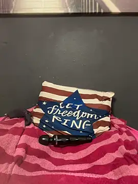 XXX chat uživo modela SEXaddictCANDY10