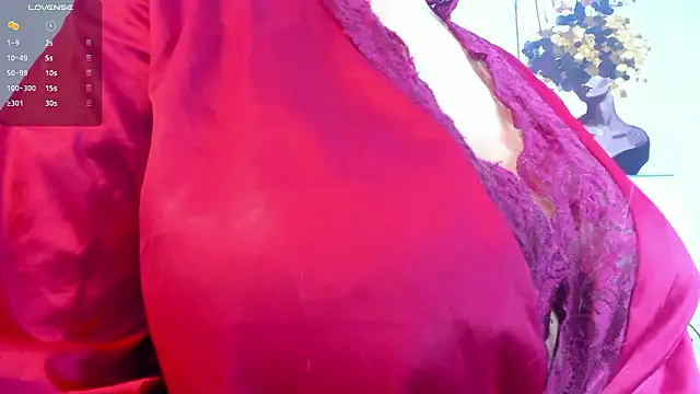 Chat +18 de dolly_zoe ao vivo