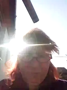 SquirrelFine Live XXX-chat