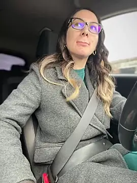 HotXMom_ Chat XXX live