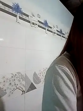 milo123-xx Live XXX-chat