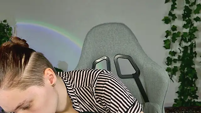 LadyLolipop_: απευθείας συνομιλία ΧΧΧ