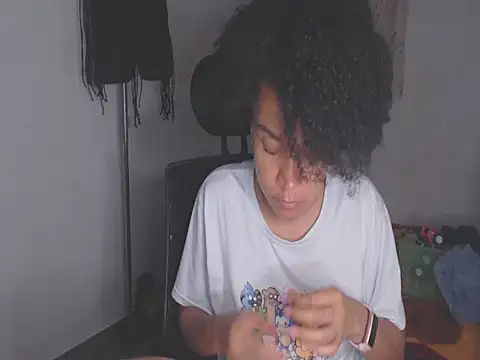 shayna_cute's Webcam Show