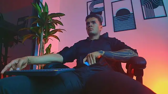 ALPHA_DOMINUS_ 在線直播表演