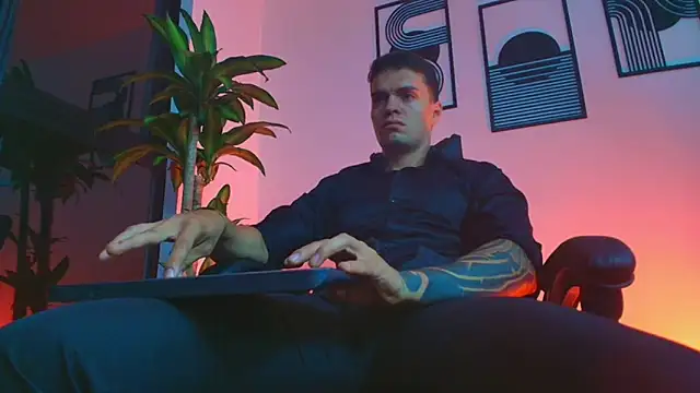 ALPHA_DOMINUS_'s Live XXX Chat