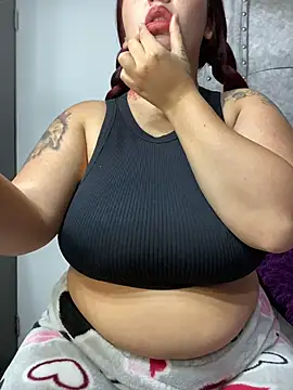 Ariel_Nasty_Extremelyn Webbikameraesitys