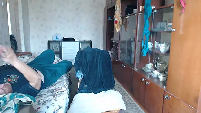 Chatroom XXX en direct de HotLusi