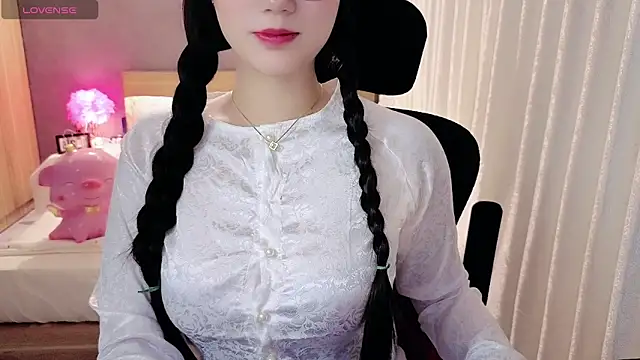 JENNIE-16: απευθείας συνομιλία ΧΧΧ