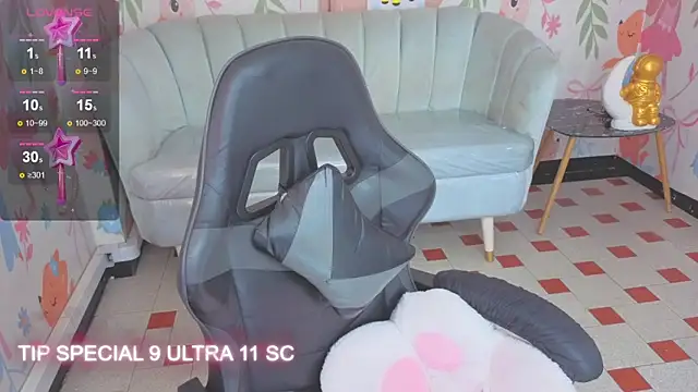 Paris09_v_'s Live XXX Chat