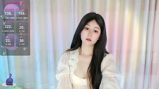 Aimee-520 élő XXX-chatje