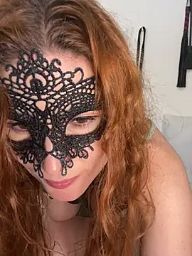 Miacarry Live XXX-chat