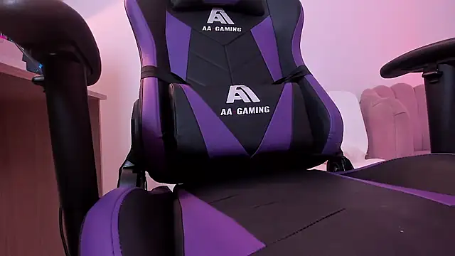 Miacorner_'s Live XXX Chat