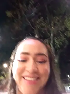 SabrinaVantress' Live XXX Chat