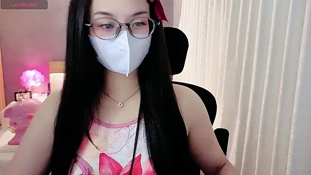 JENNIE-16 – Live XXX-chat